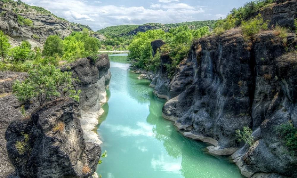 Πάνω από τα μισά ποτάμια του πλανήτη ξεραίνονται και σταματούν να ρέουν